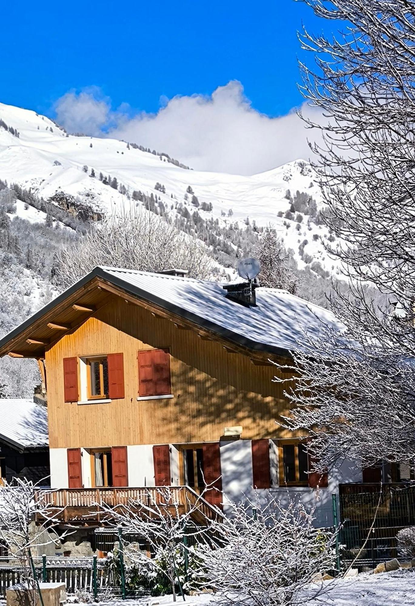 Appartement En Duplex Dans Un Chalet Typique ヴァロワール エクステリア 写真